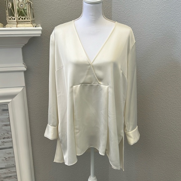 HALSTON Women's Satin Tunic V Neck Top - Picture 2 of 12